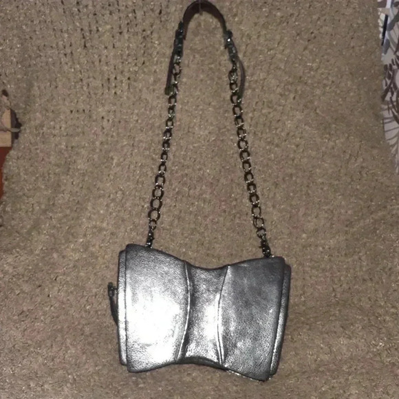 MARCIANO-Metallic Black/Silver Jeweled Butterfly Shoulder/Clutch Bag-Excellent - Picture 3 of 7